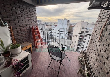 VENTA DEPARTAMENTO 3 AMBIENTES CON DEPENDENCIA- APTO CREDITO- PISO ALTO -BALCON CON VISTA ABIERTA